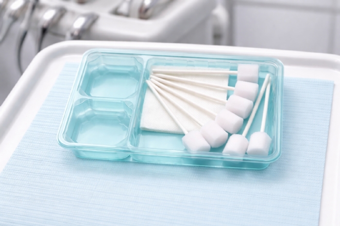 Oral Hygiene Standard Procedure Pack Non-Sterile – Foam Swabs, Gauze & Tray – RML101-418