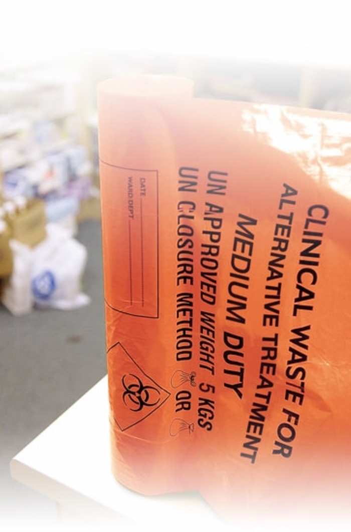 AT25/M085 Clinical Waste H/Duty Roll (15/28x39)