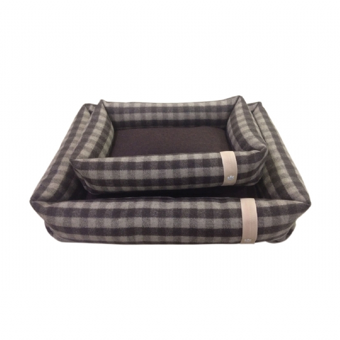 Companion Country Snuggle Dog Bed